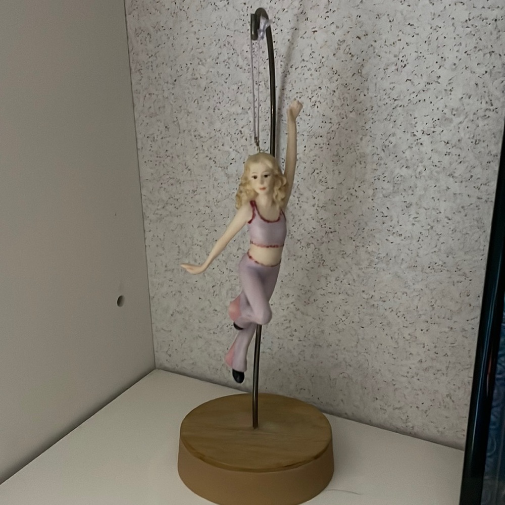 Dancer figurine